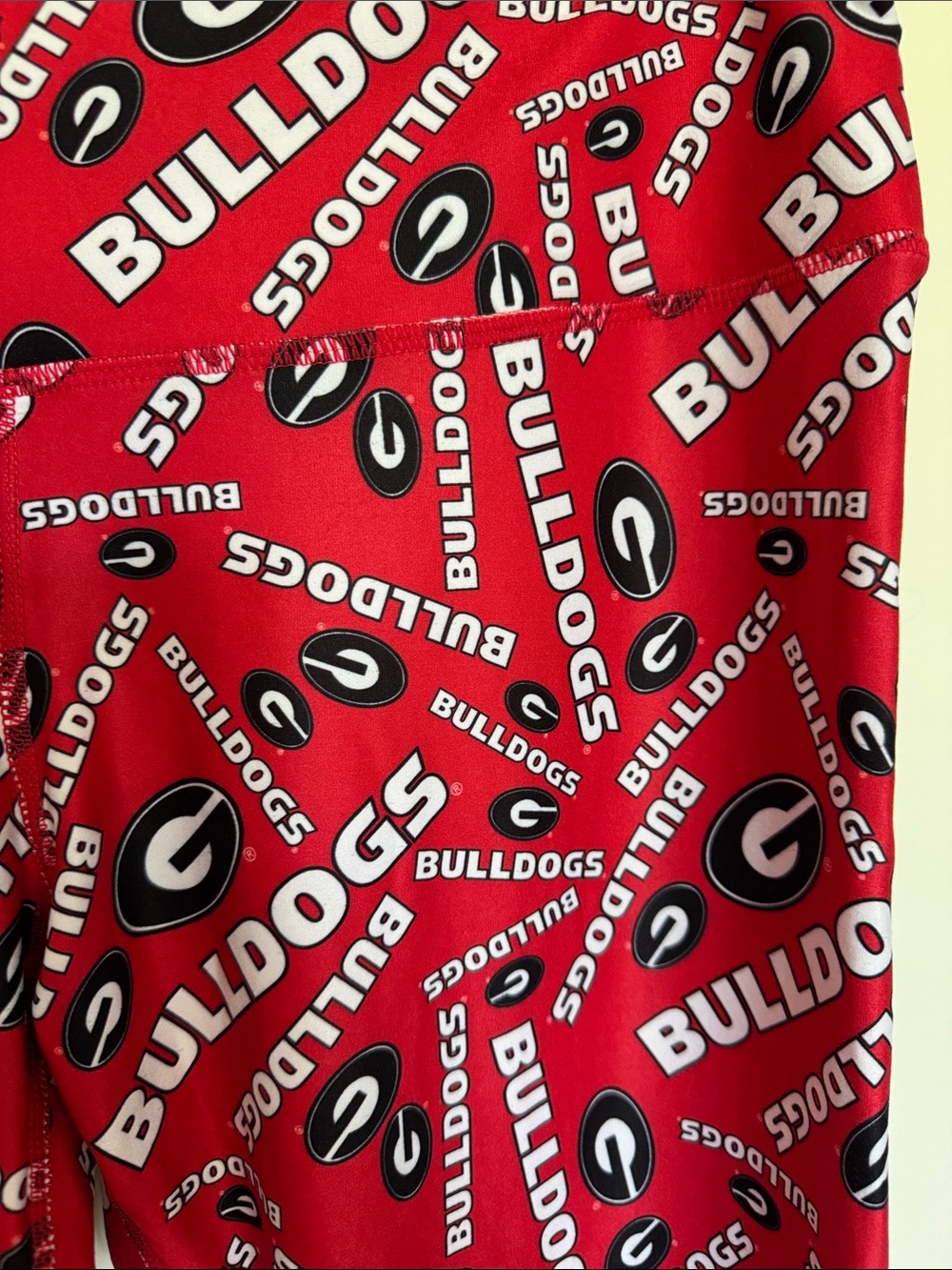 Red Georgia Bulldogs Print Leggings - Picture 2 of 6